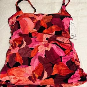 NWT Athleta tankini top square neck bra cup